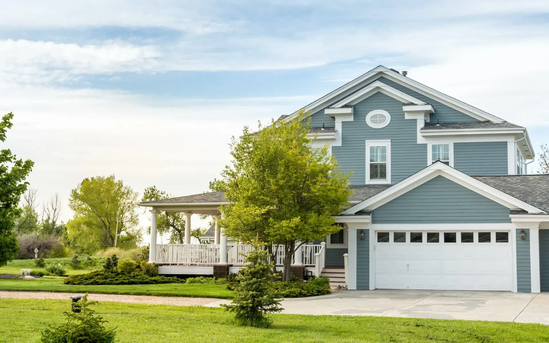 Leawood Kansas luxury homes and community