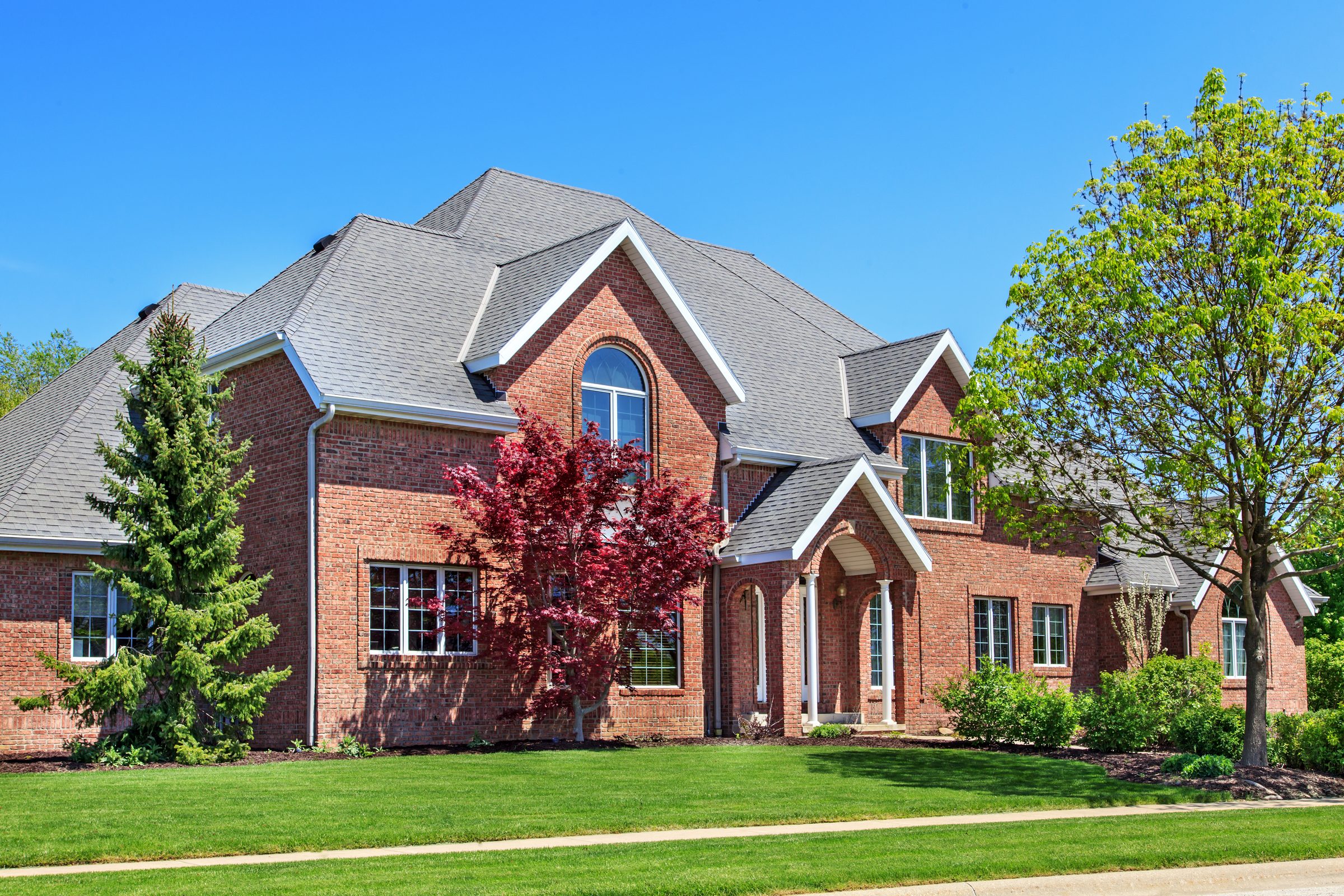 Mission Ranch vs Leawood: Get Blue Valley Schools Without Maxing Out Your Budget